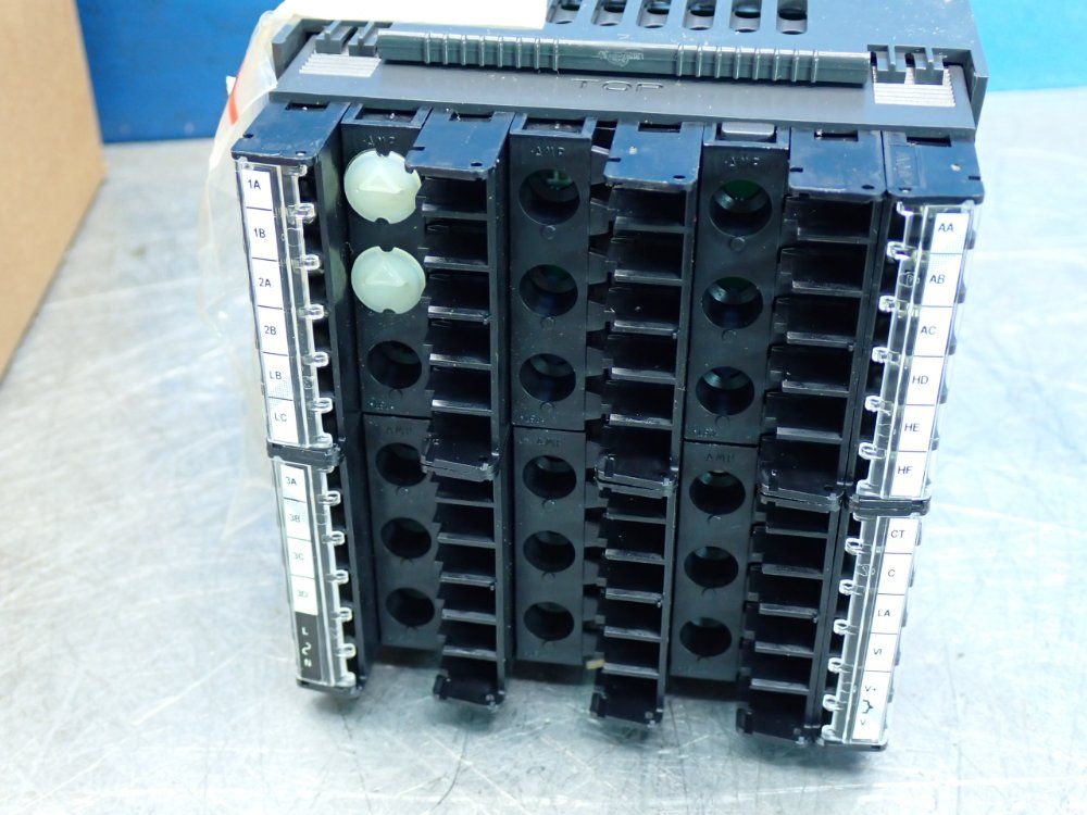 Eurotherm Temperature Controller - 3204