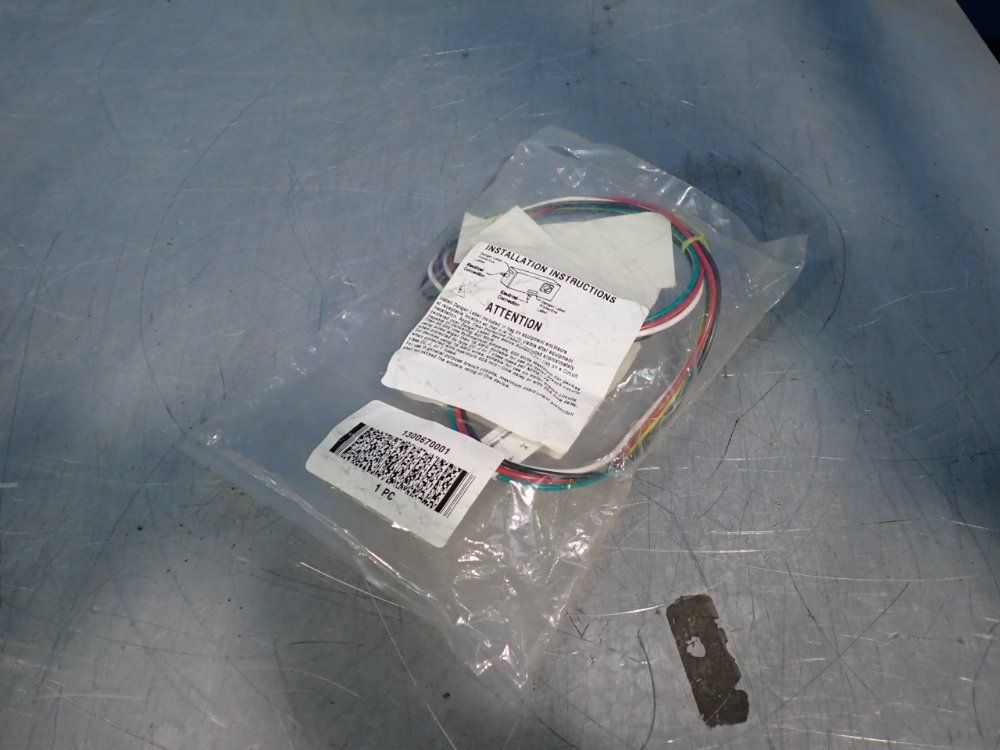 Allen Bradley 1 Meter Long Female Receptacle Cable - 280-m22f-m1