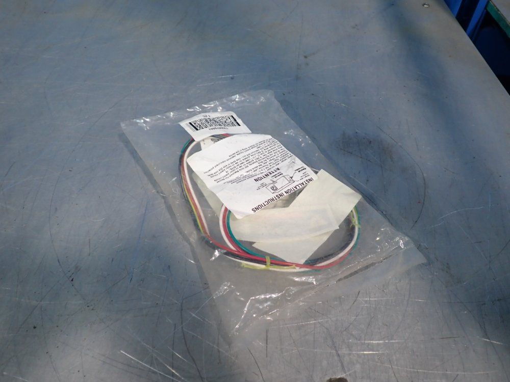 Allen Bradley 1 Meter Long Female Receptacle Cable - 280-m22f-m1
