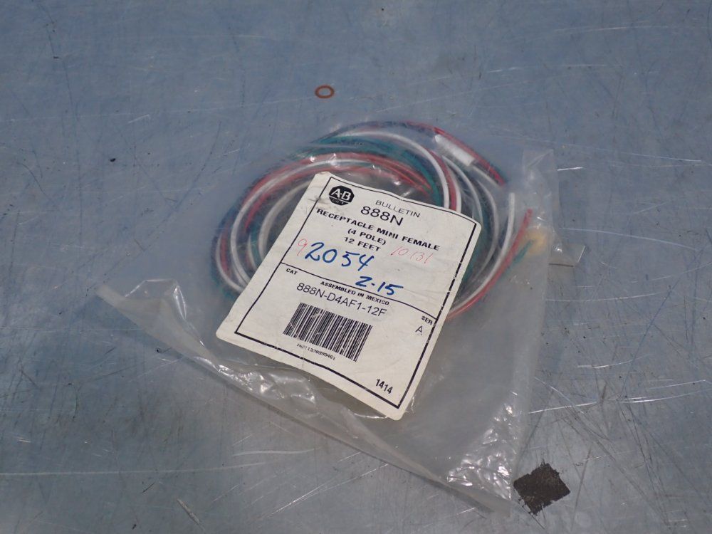 Allen Bradley 12 Ft Female Receptacle Cable - 888n-d4af1-12f