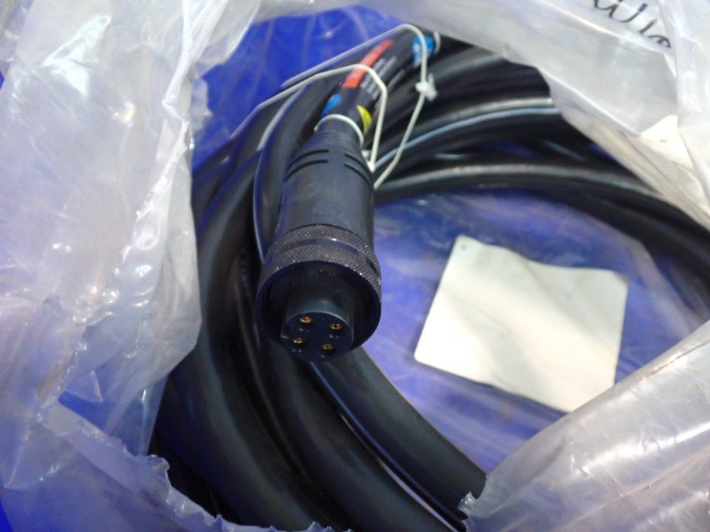 Allen Bradley 14 Meter Long Male/female Power Cable - 280-pwrm35a-m14