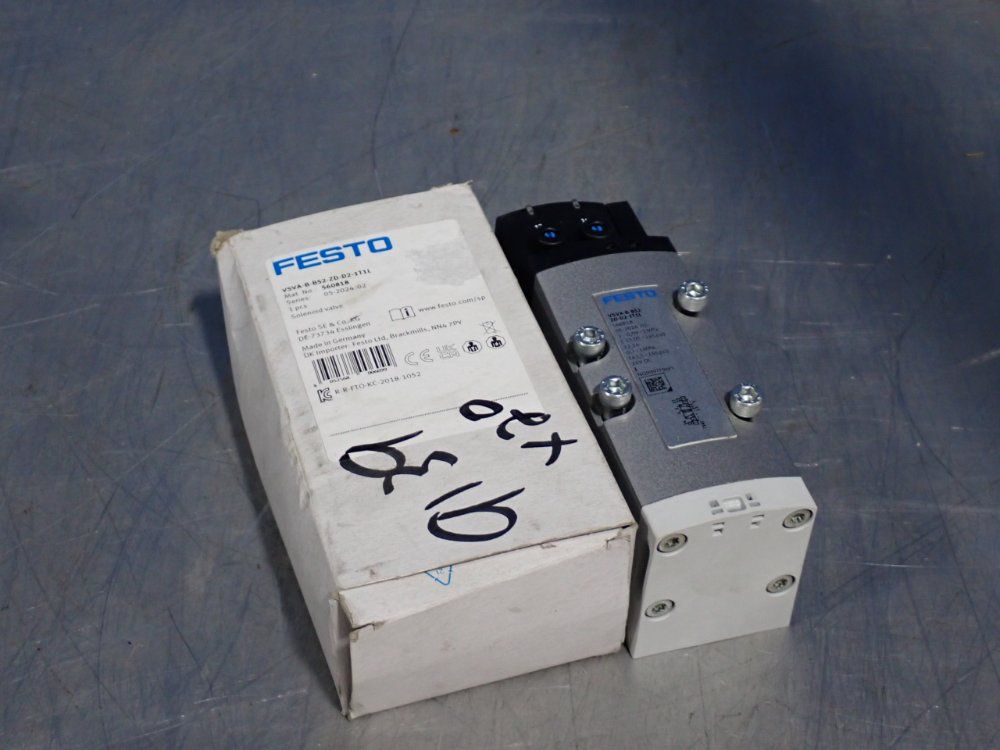 Festo Solenoid Valve - Vsva-b-b52-zd-d2