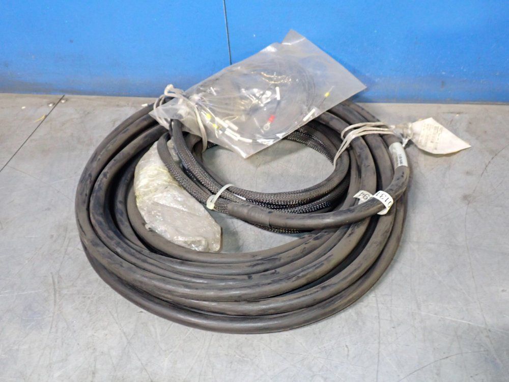 Fanuc P-500a Cascade Connector Cable - Ee-6102-172-007