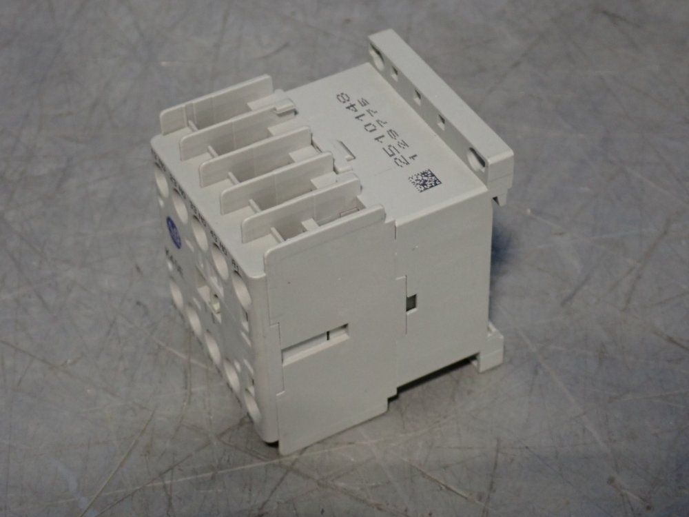 Allen Bradley 10 Amps Control Relay - 700-k40e-d