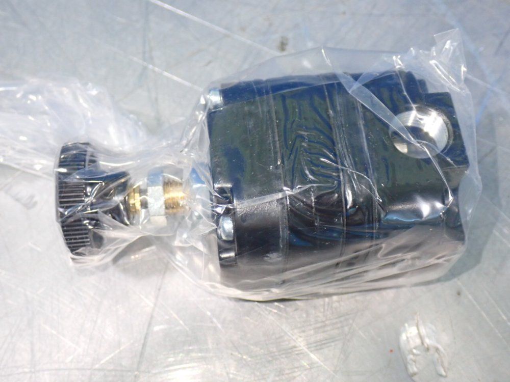 Numatics Pressure Regulator Unit - R82003fg