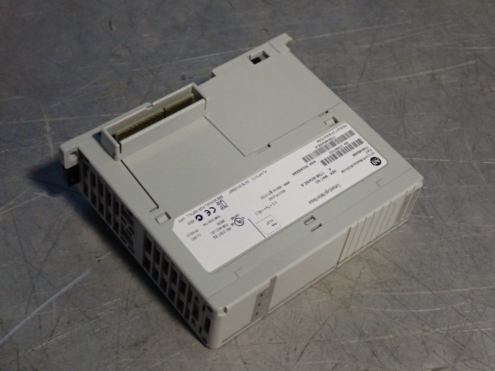 Allen Bradley Compact Logix Motion Module - 1768-m04se