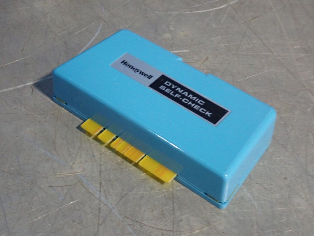 Honeywell Dynamic Self Check Amplifier - R7476a 1007