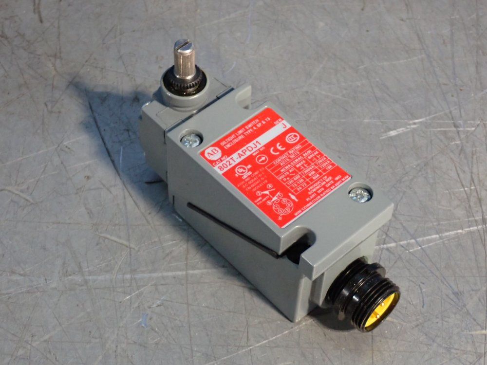 Allen Bradley 8 A, 600v Series J Limit Switch - 802t-apdj1