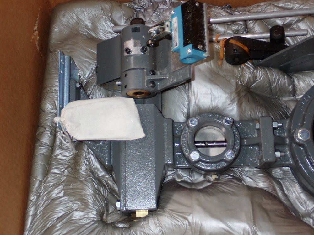Maxon 6 1/2" & 2" Actuator Valve - 906156