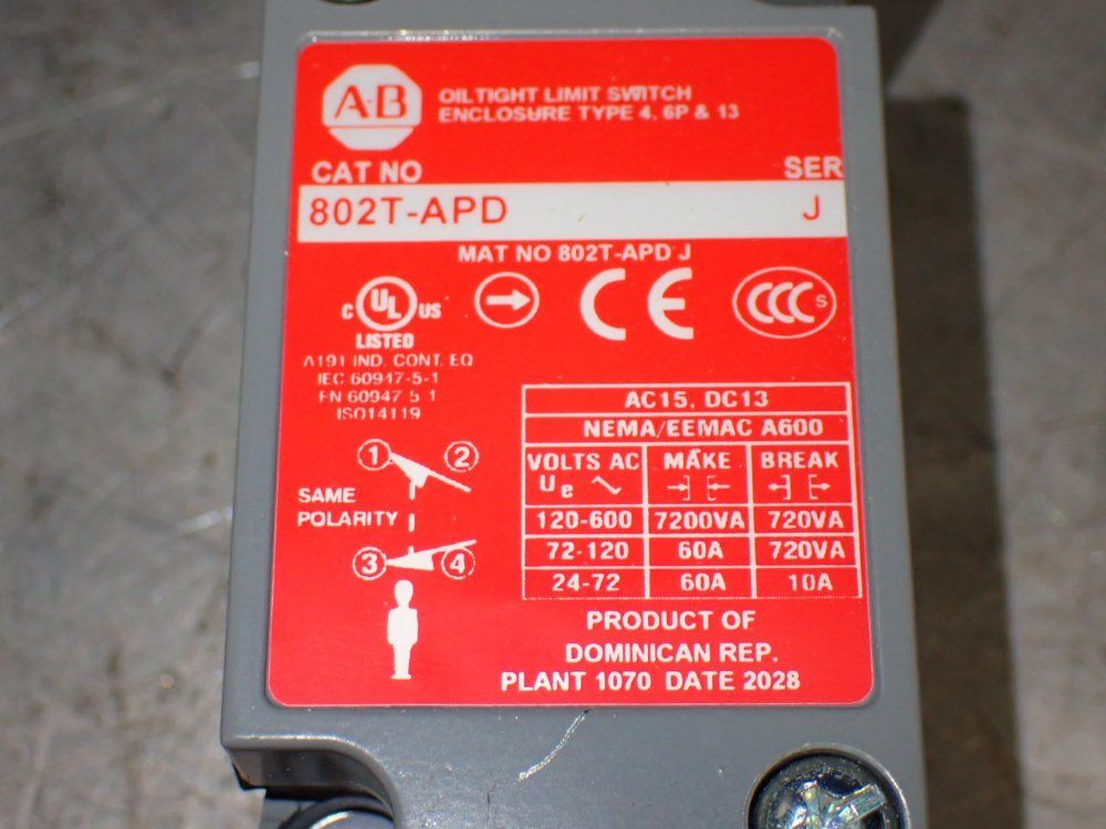 Allen-bradley Oiltight Limit Switch - 802t-apd