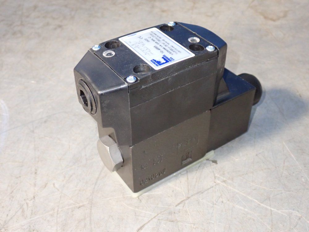 Continental Hydraulics Solenoid Operated Hydraulic Directional Control Valve - Vsd03m-1a-gb-60l-c