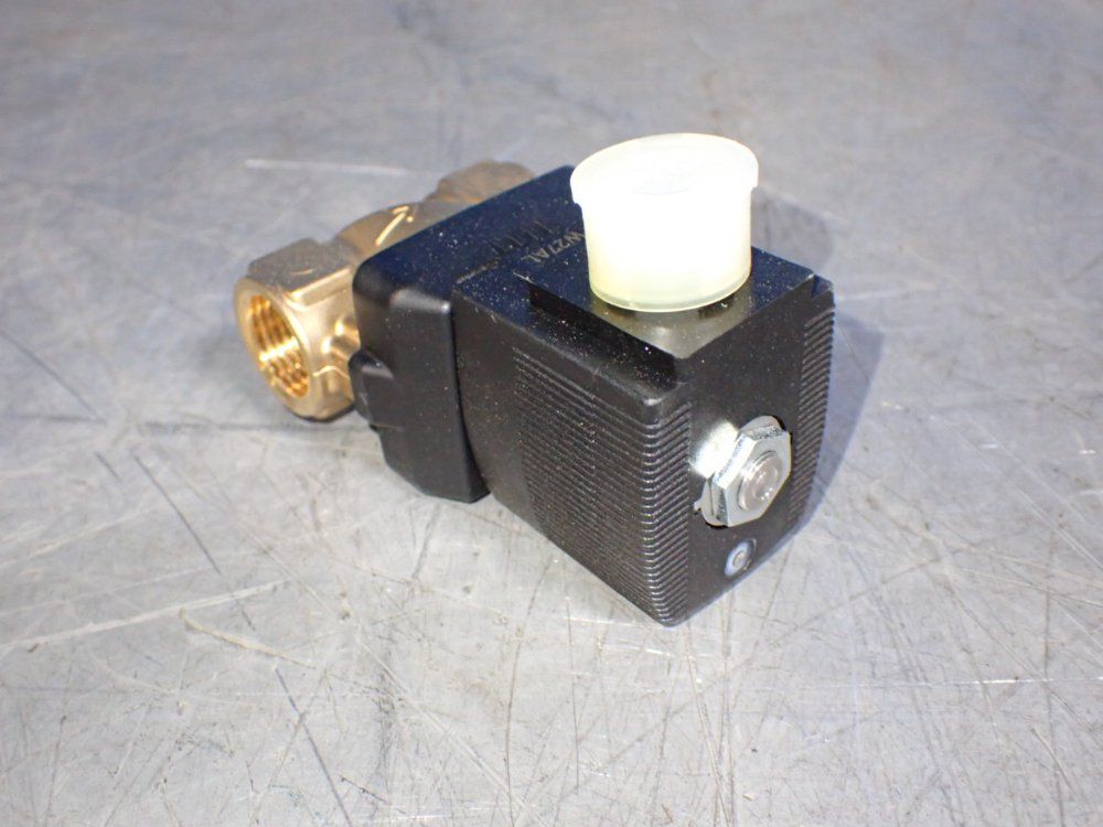 Burkert Pneumatic Solenoid Valve - 6213ev A 13 Nbr M5