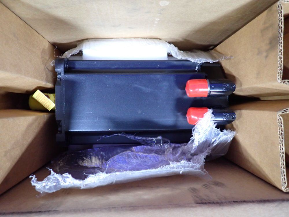 Allen-bradley 4000 Rpm Servo Motor - Mpl-b540k-mj74aa