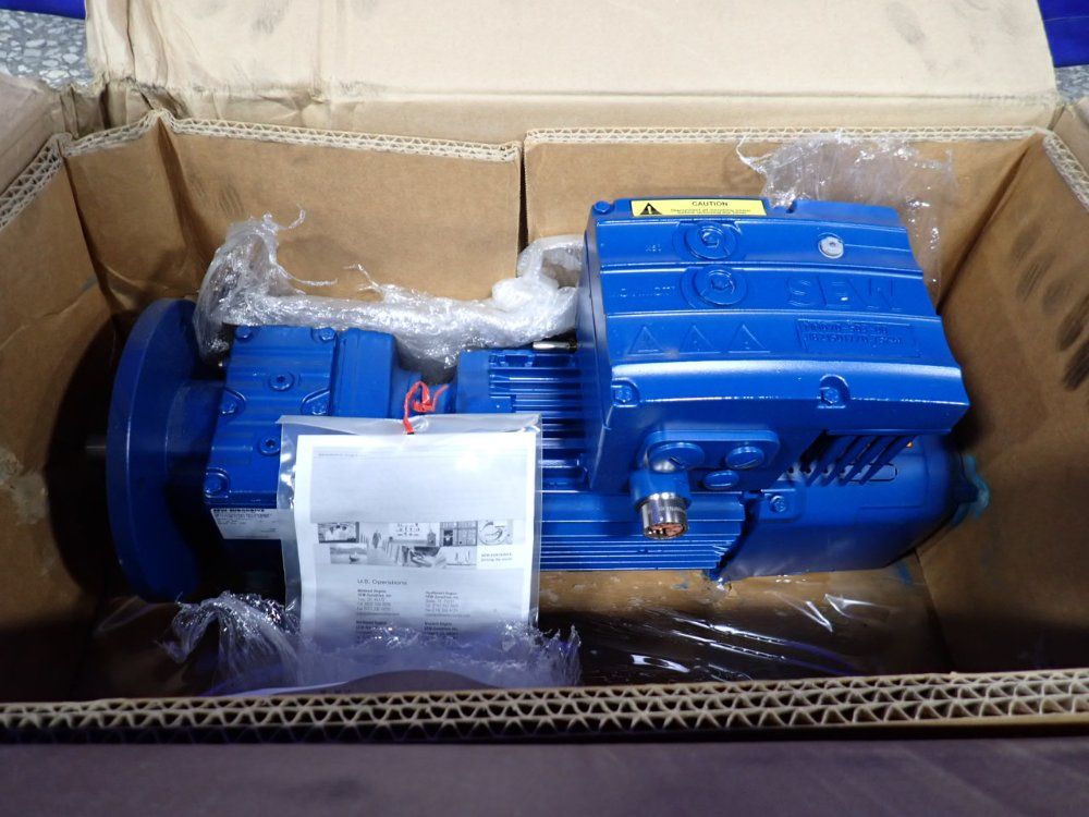 Sew-eurodrive 1 Hp Gear Drive - Rf37 Drn80m4/be1hr/mm07