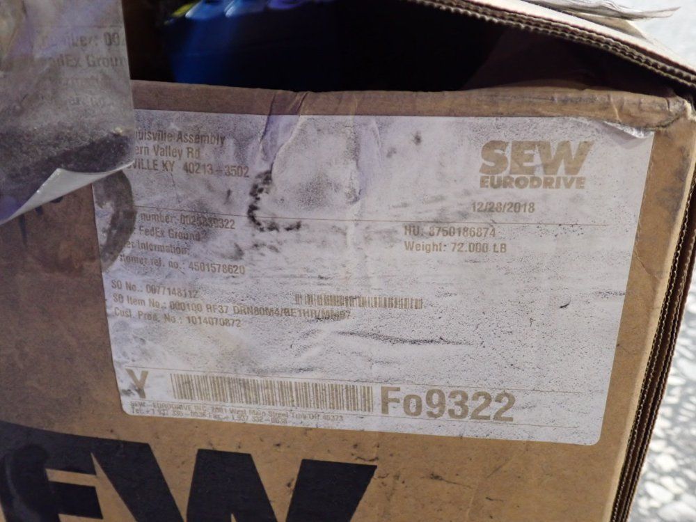 Sew-eurodrive 1 Hp Gear Drive - Rf37 Drn80m4/be1hr/mm07