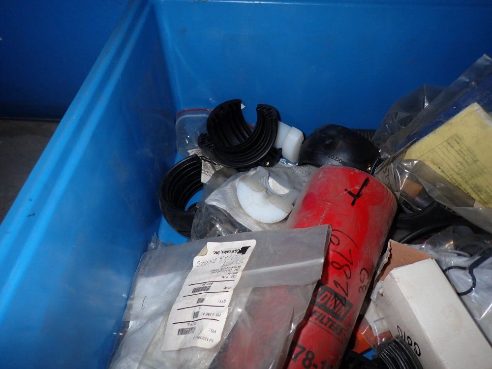 Hardware / Pneumatic Lot