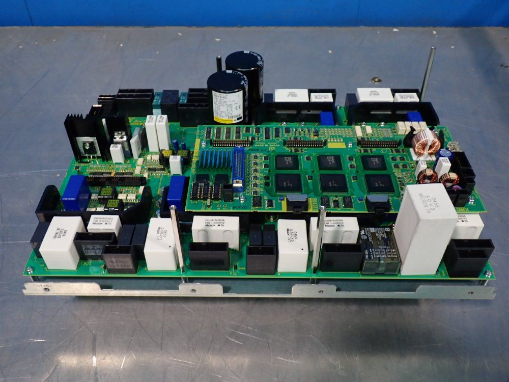 Fanuc Servo Amplifier - A06b-6105-h002