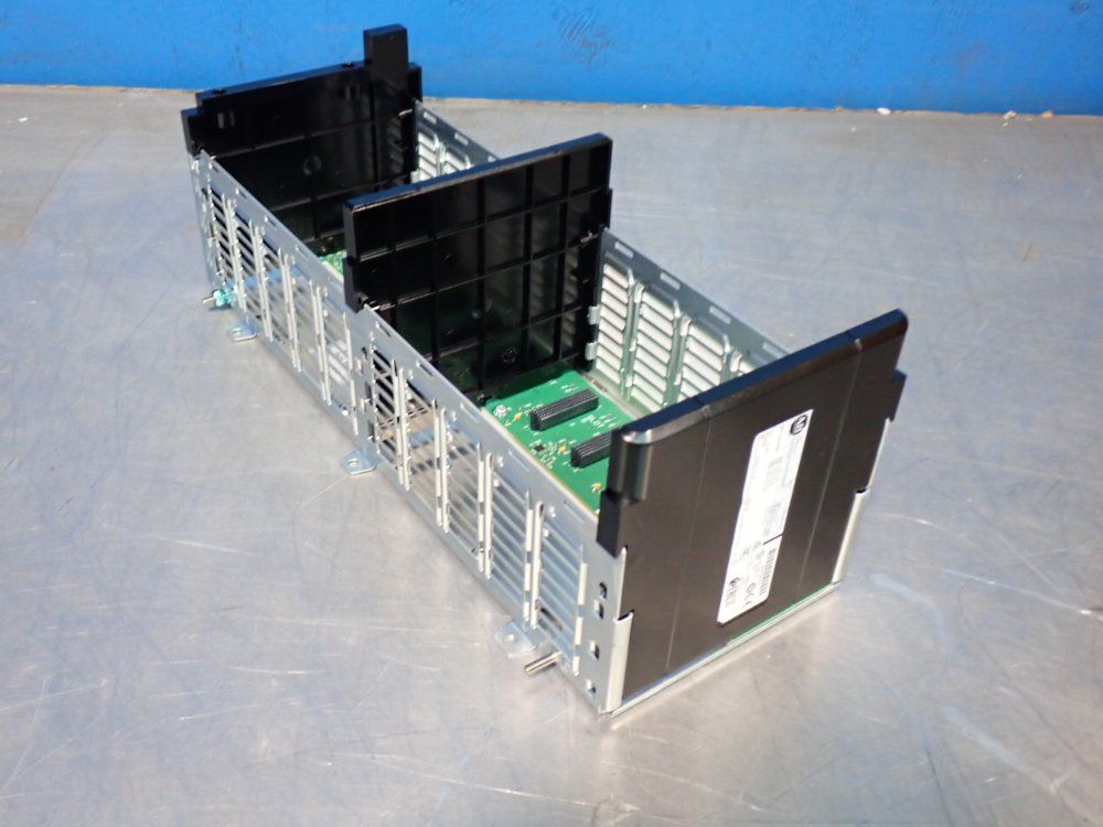 Allen-bradley Controllogix 10 Slot Chassis - 1756-a10