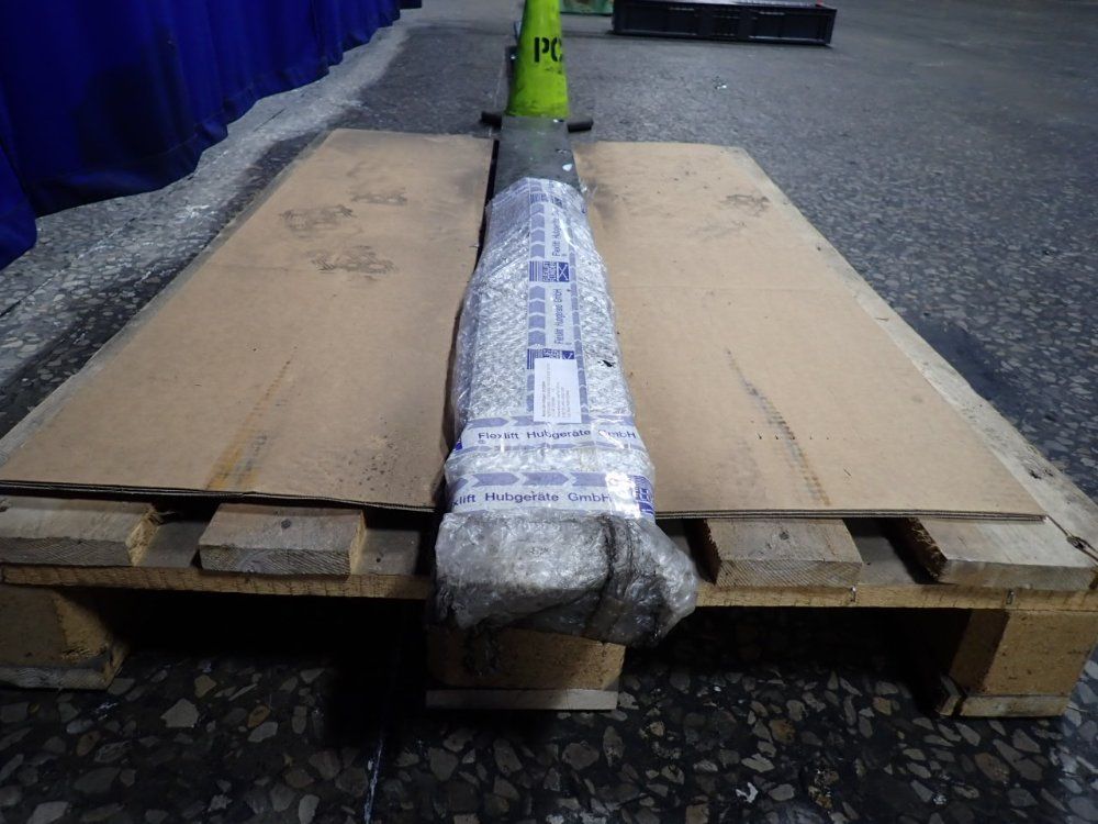 Flex Lift Wear Rail