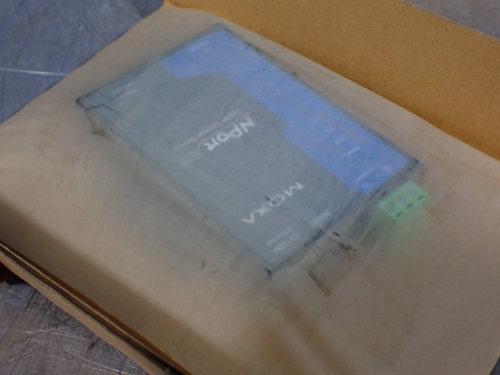 Moxa 2-port Device Server - Nport 5210 V2.1