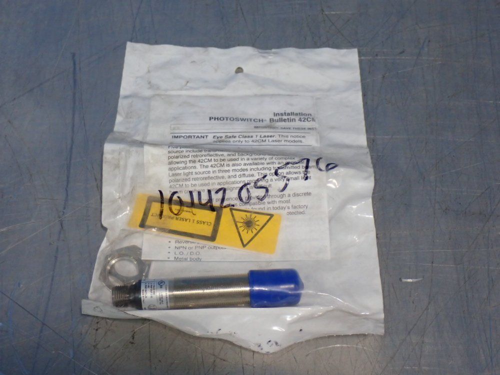 Allen-bradley Diffuse Laser Sensor - 42cm-d8mpa-d4