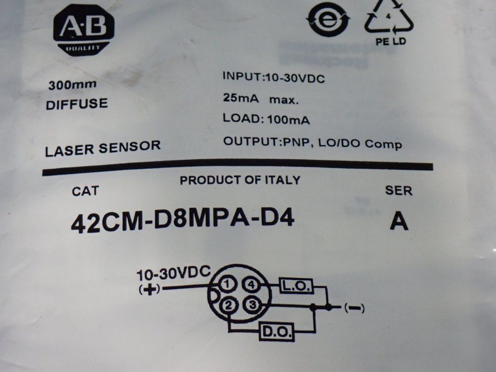 Allen-bradley Diffuse Laser Sensor - 42cm-d8mpa-d4