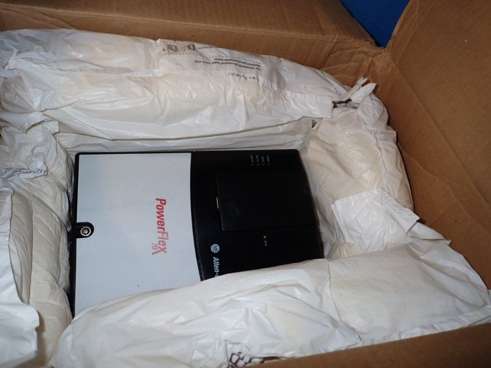 Allen Bradley 10 Hp Series A Powerflex70 - 20ad014a0aynanc0
