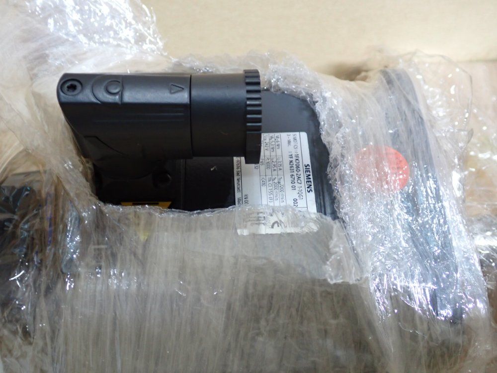Siemens Servo Motor - 1fk7060-2ac71-1qg1