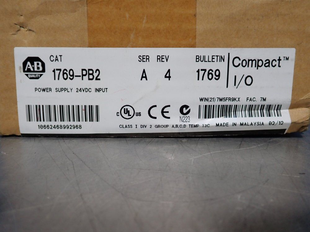 Allen Bradley Compact I/o - 1769-pb2