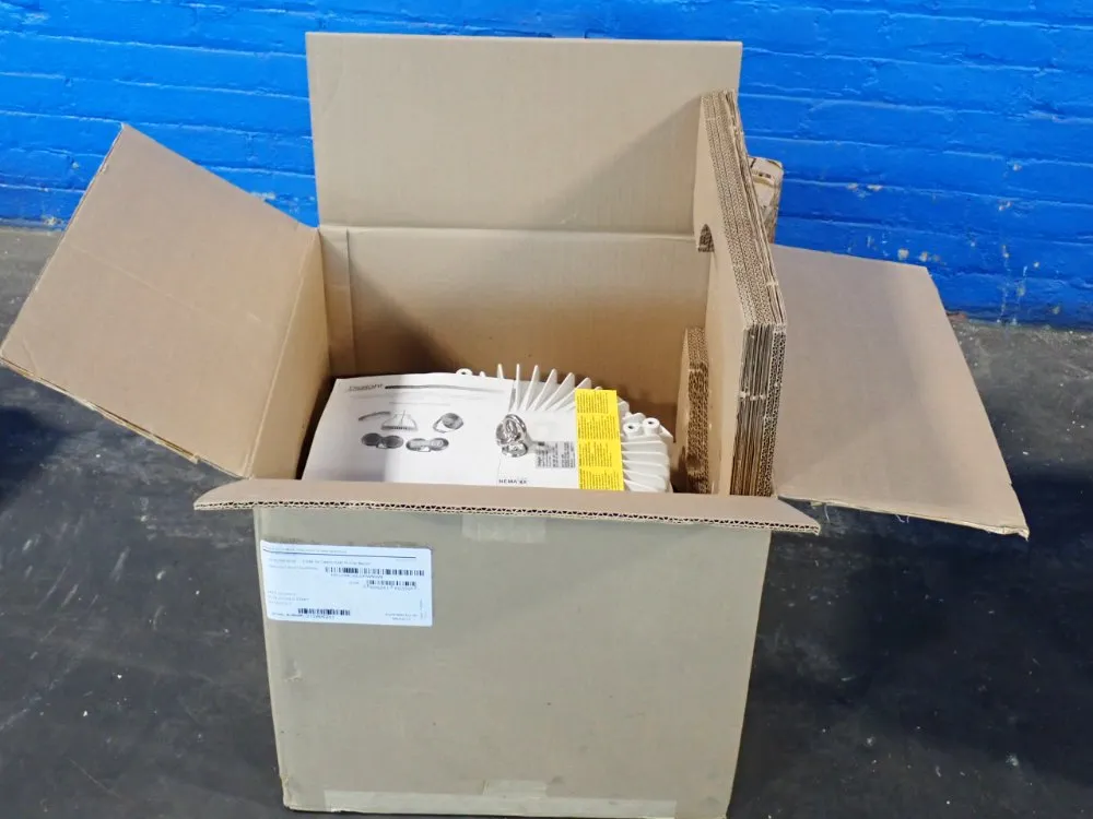 Dialight 260 Watts 1598 347/480vxmfr 27k Mcw Flood Light - Noheu7mcaedewnwn