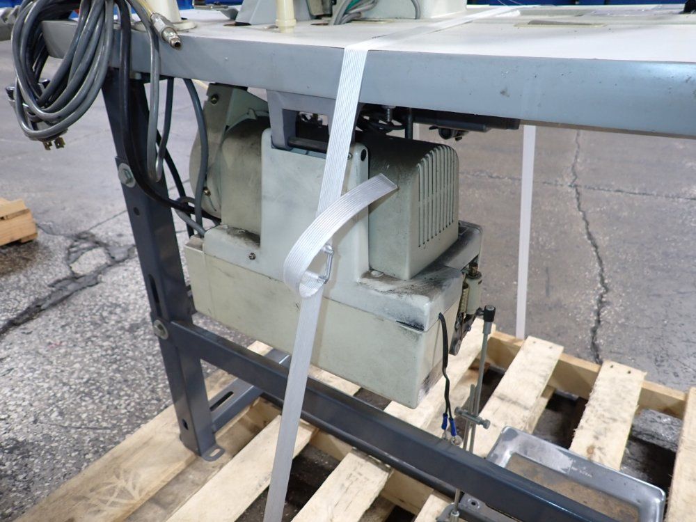 Brother 9 1/2" Throat Sewing Machine - Ls2-b877-305
