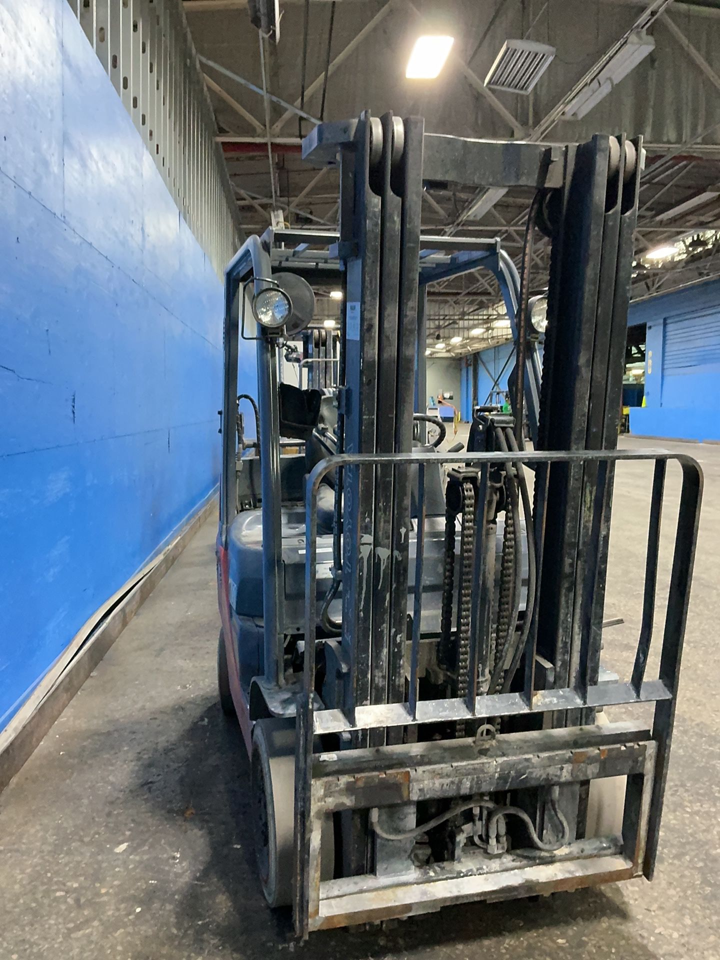 Toyota 3500 Lbs Propane Forklift - 8fgcu20