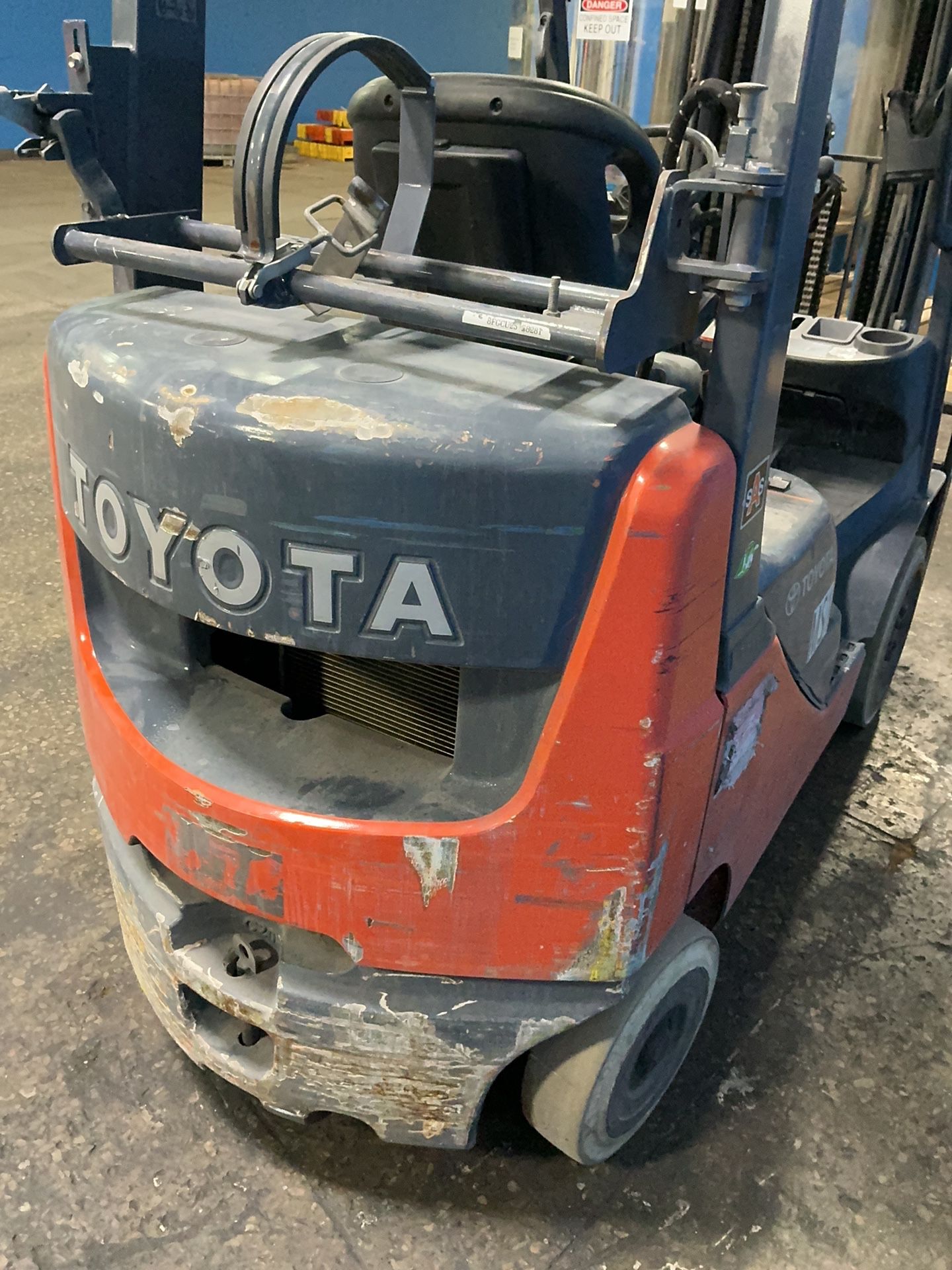 Toyota 3500 Lbs Propane Forklift - 8fgcu20