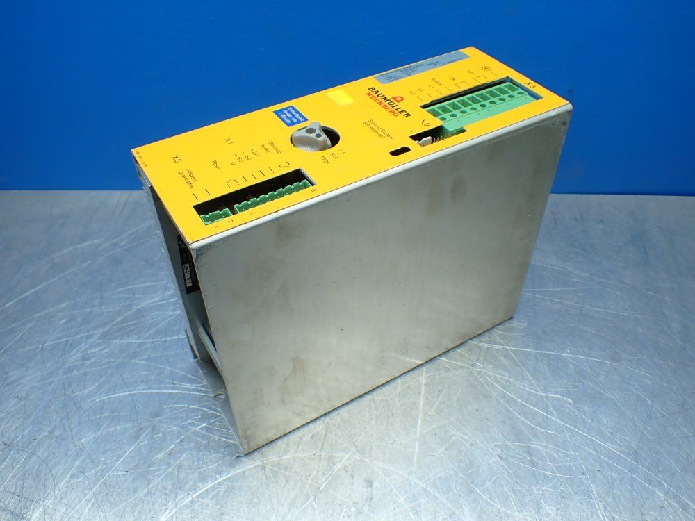 Baumuller Nurnberg Servo Drive - Bug3-35-30-b-002