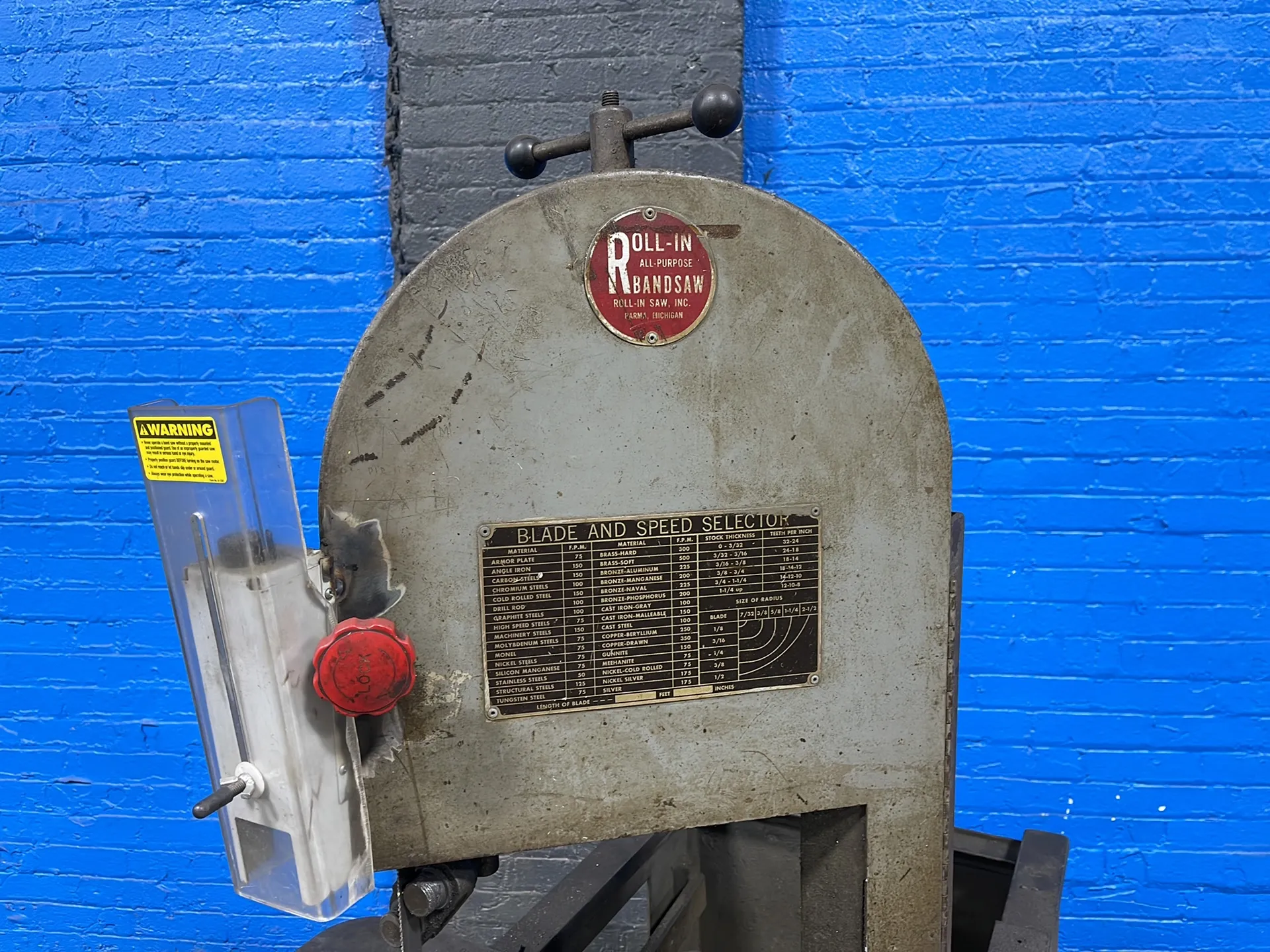 Roll-in 18.5” X 30.5” Vertical Band Saw