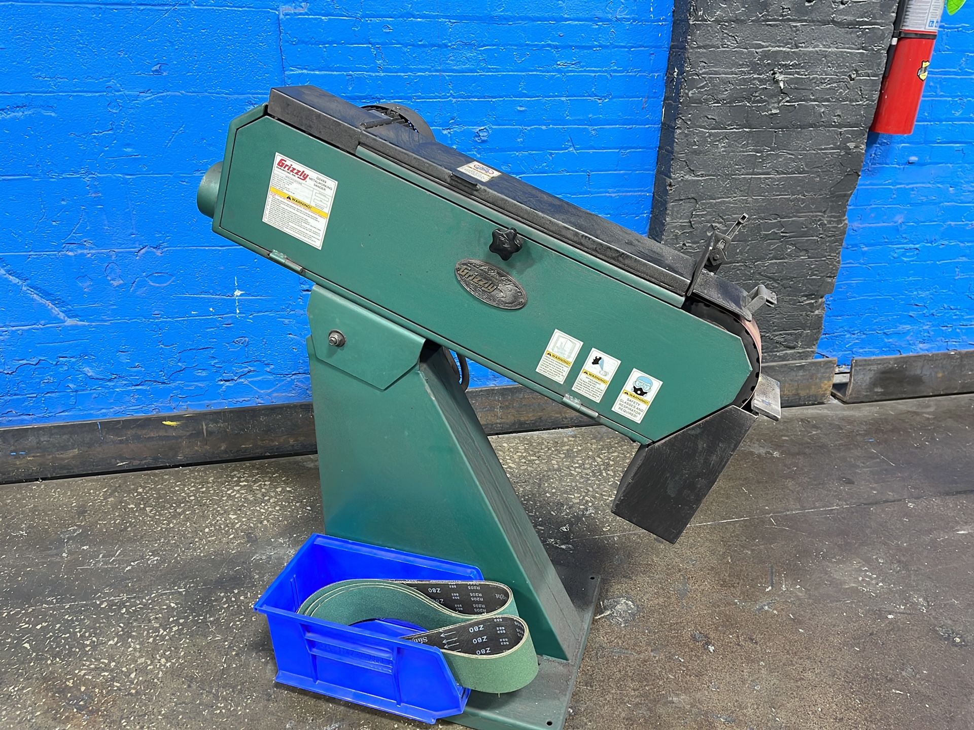 Grizzly Industrial Inc 3” X 79” Metalworking Sander - G0489