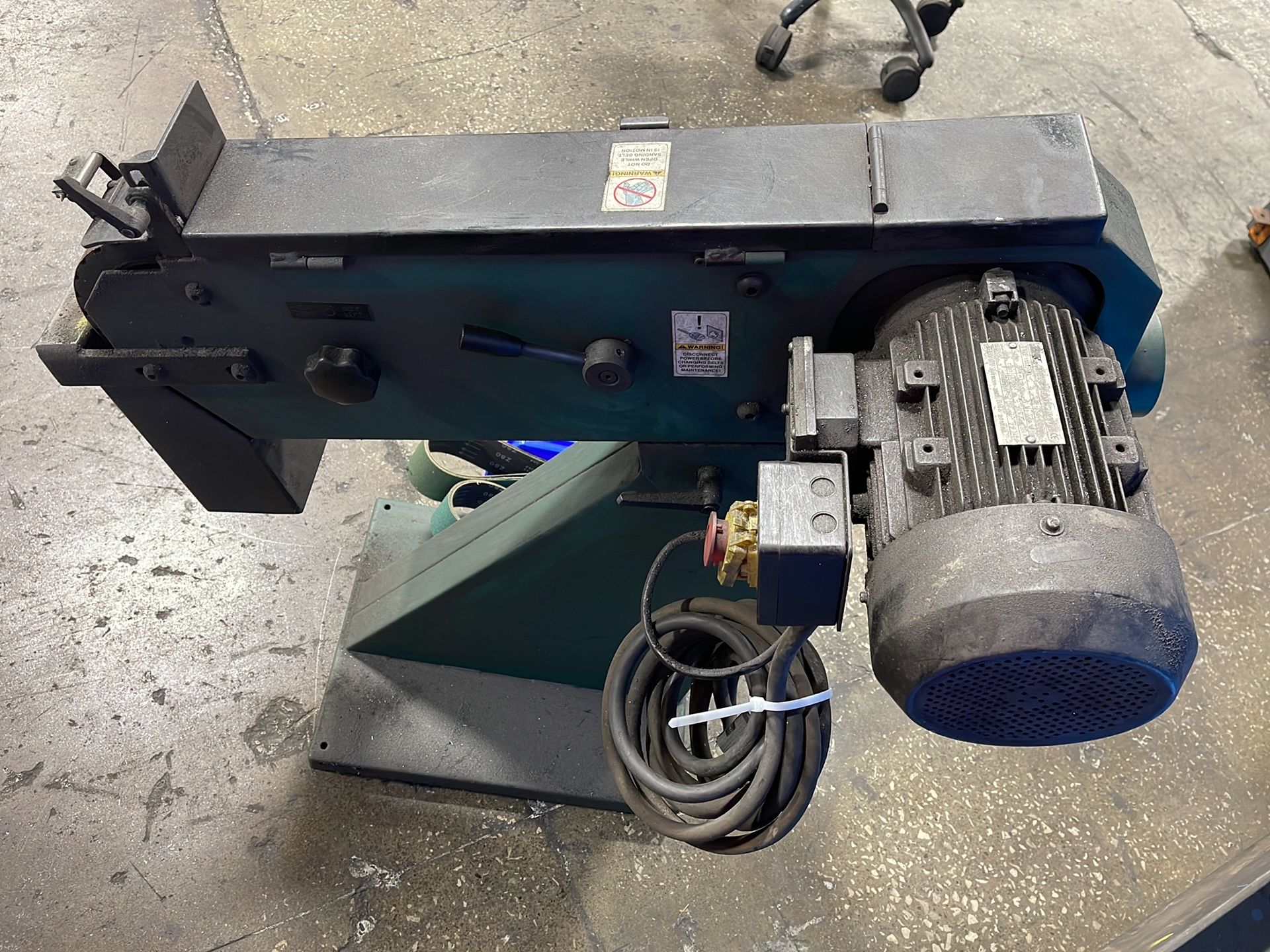 Grizzly Industrial Inc 3” X 79” Metalworking Sander - G0489