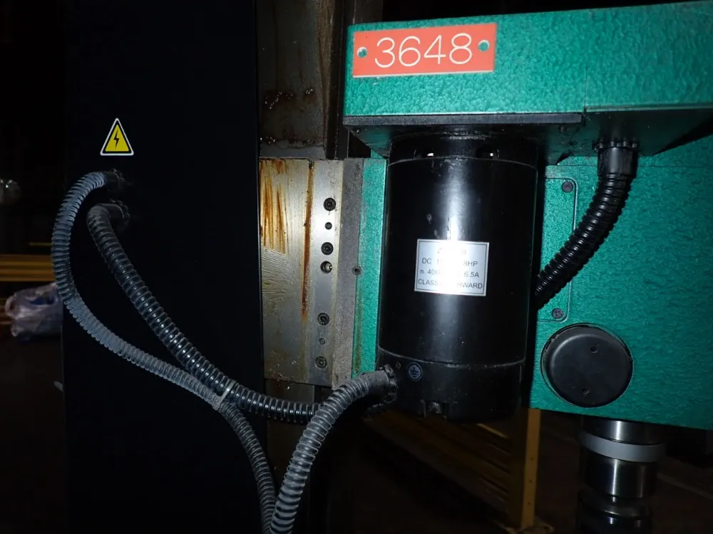 Grizzly Industrial Inc 6-1/4” X 21-5/8” Vertical Mill/drill - G0463