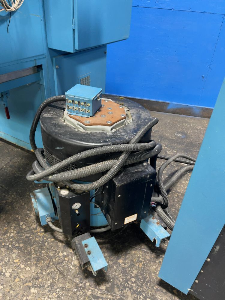 Thermotron Industries 28” X 28” X 30” Chamber Environmental Test Chamber W/ Shaker - Fx-12-chv-5-5