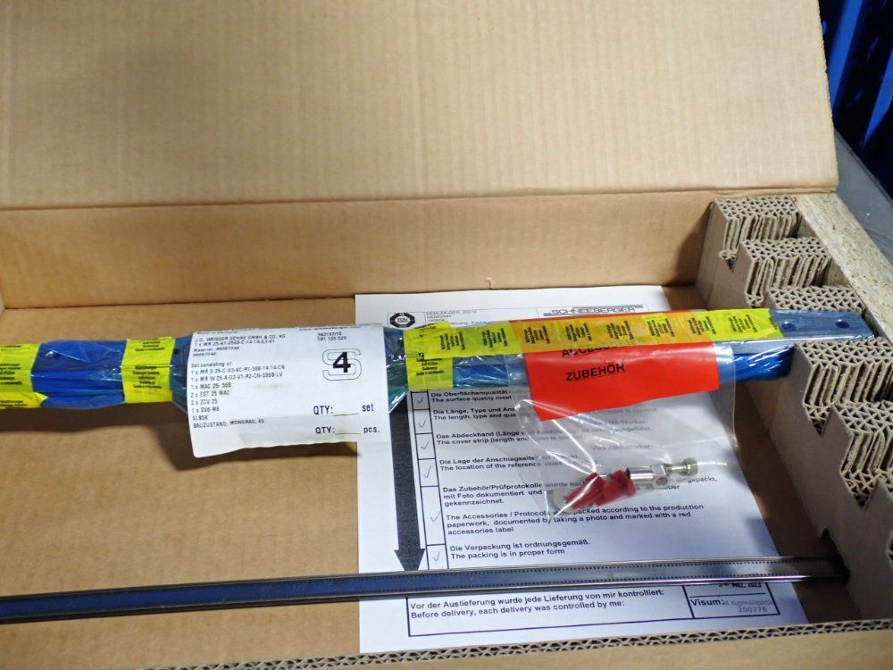 Shchneeberg Profiled Linear Guideway - D-75339