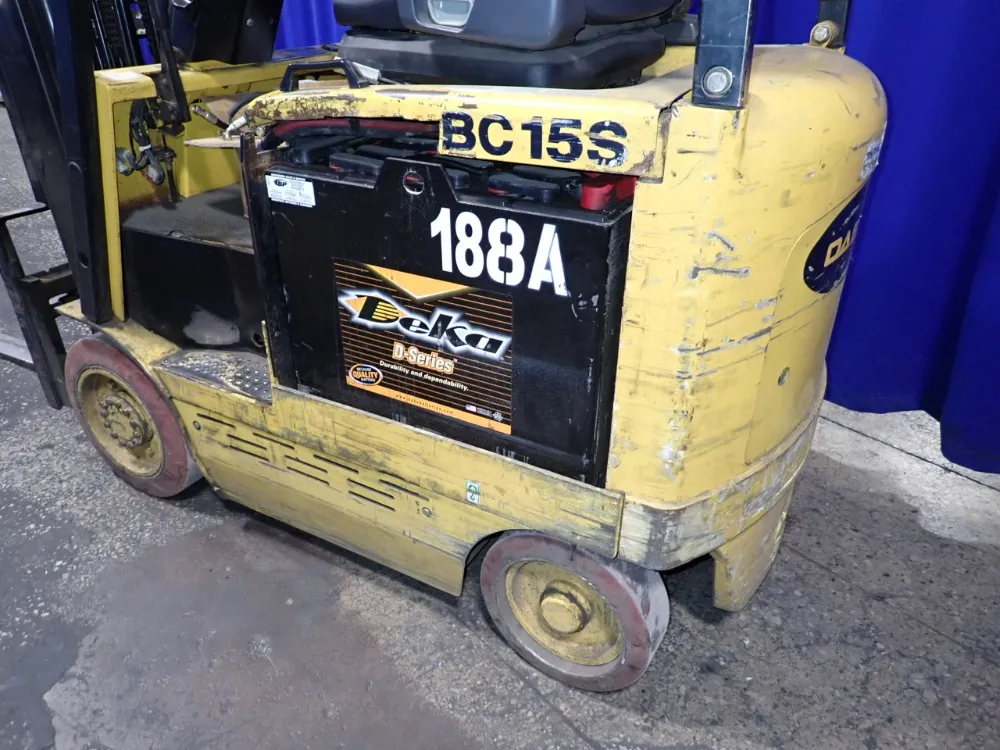 Daewoo 2700 Lbs Electric Forklift - Bc 15s