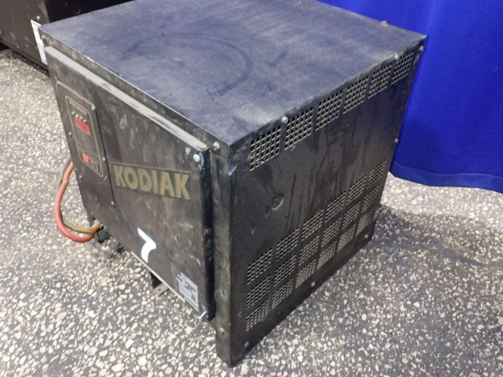 Kodiak 36 V / 750 Ah Battery Charger - 18k750b3