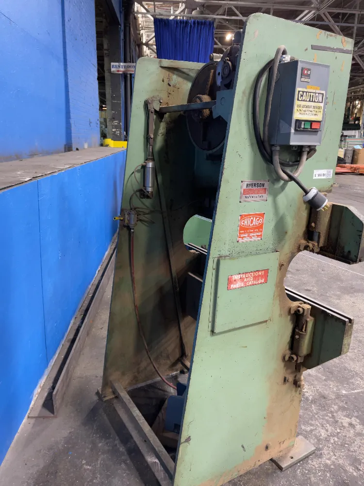 Chicago 11 Tons Press Brake - 131