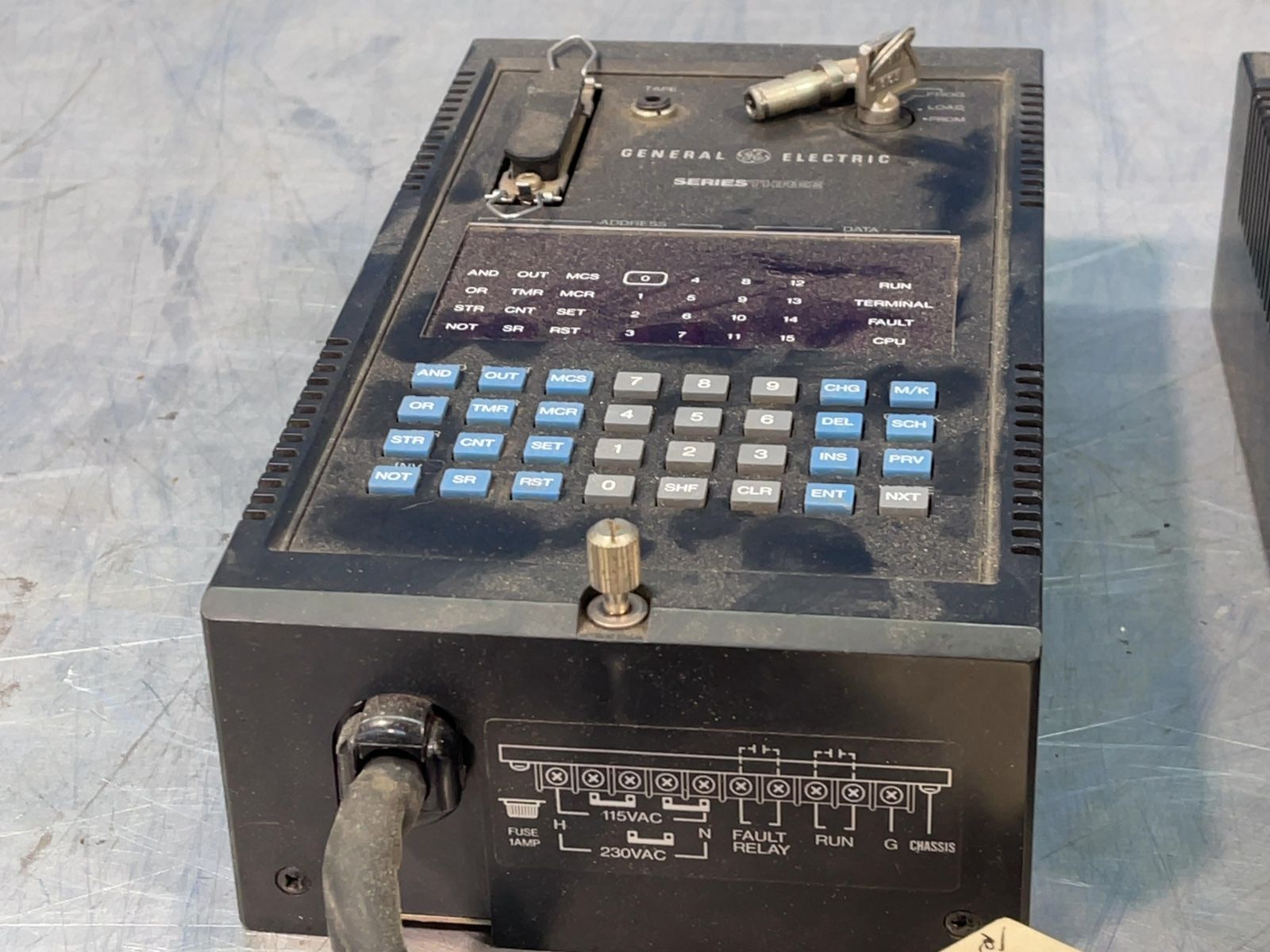 General Electric Series Three Programmable Controllers - Ic630cpu301a