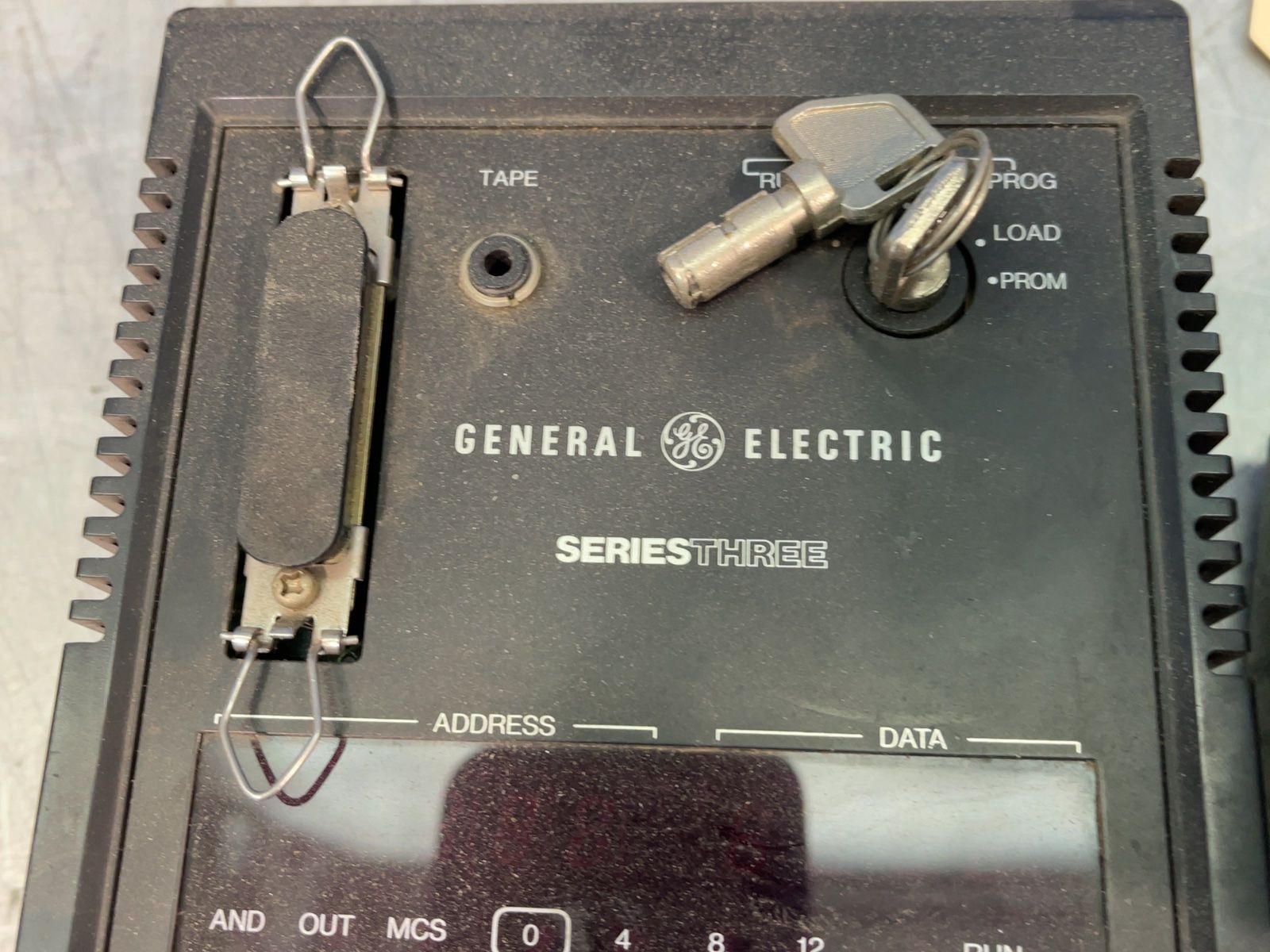 General Electric Series Three Programmable Controllers - Ic630cpu301a