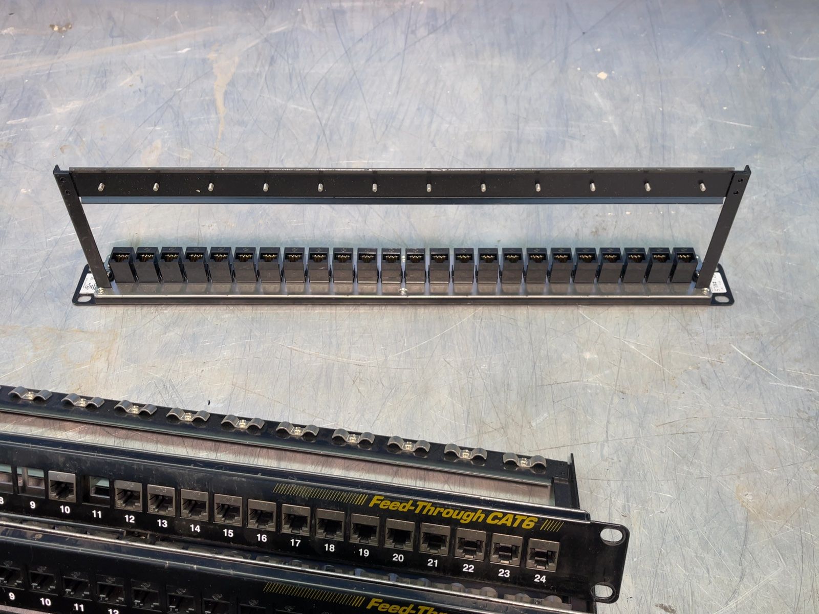 Black Box 24 Ports Feed-through Cat6 Patch Panels