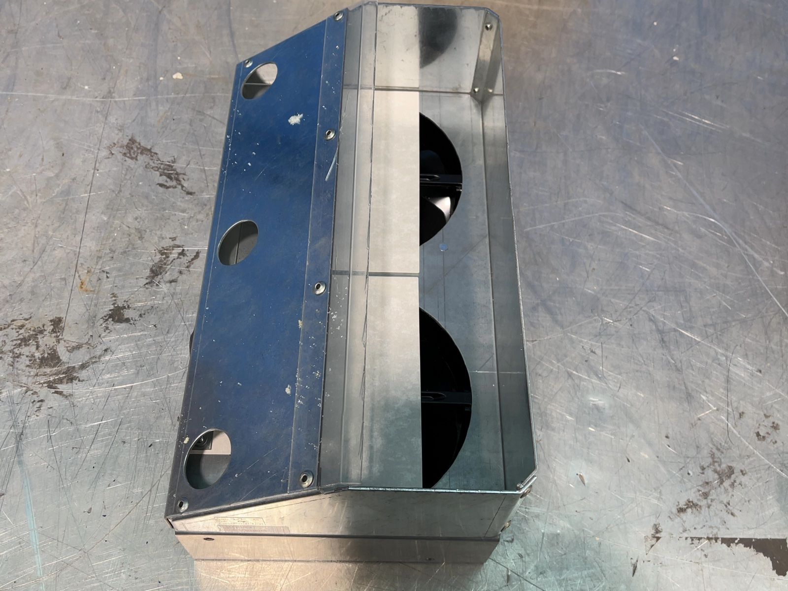 Apc Dual Fan Assembly - 0m-4105