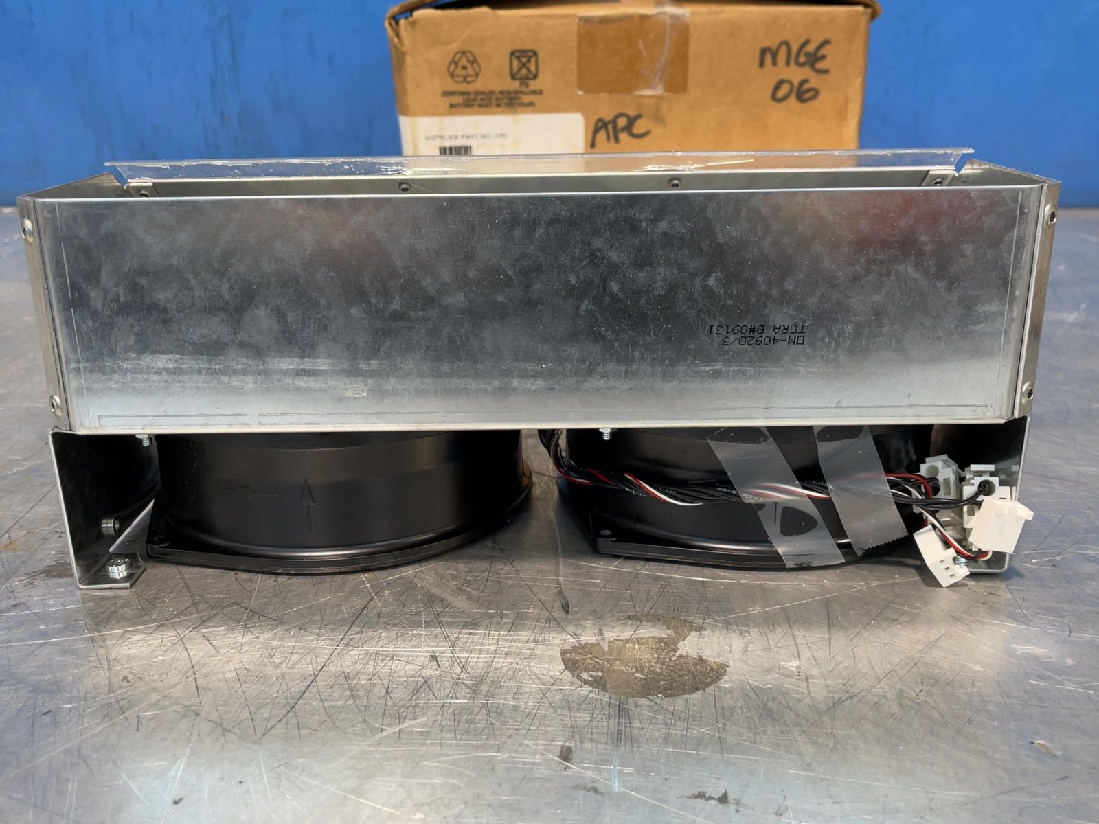 Apc Dual Fan Assembly - 0m-4105