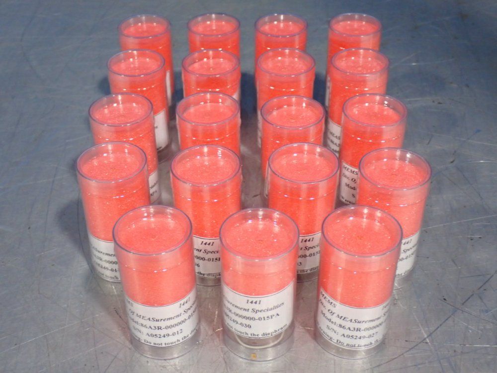 Measurement Specialties Level Master Sensors - 86a3r-000000-015pa