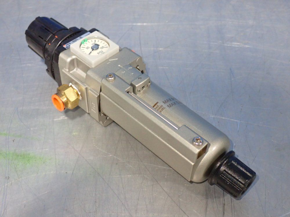Smc 7-125psi Pneumatic Filter Regulator - Aw30-n02eh-8z